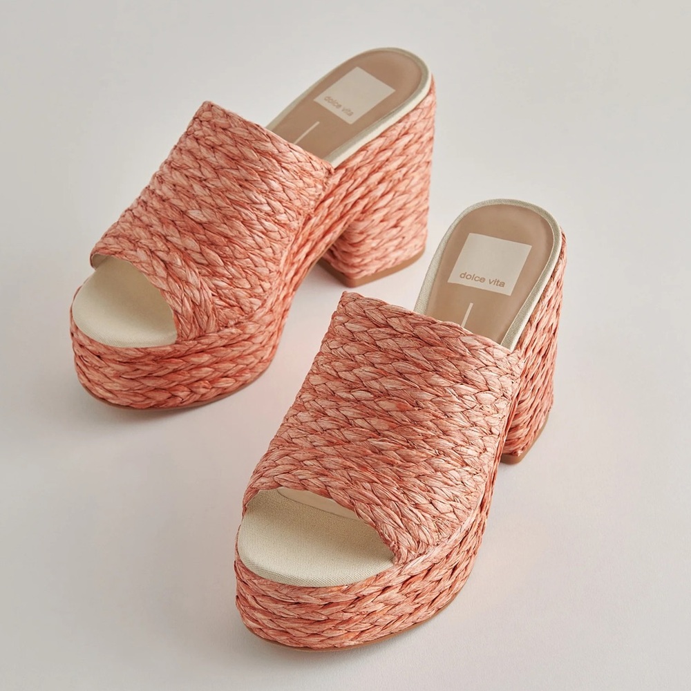 NWT Dolce Vita Elora Heels in Orange Raffia